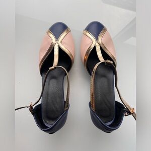 NEW Women's Blue/Pink/Gold heels